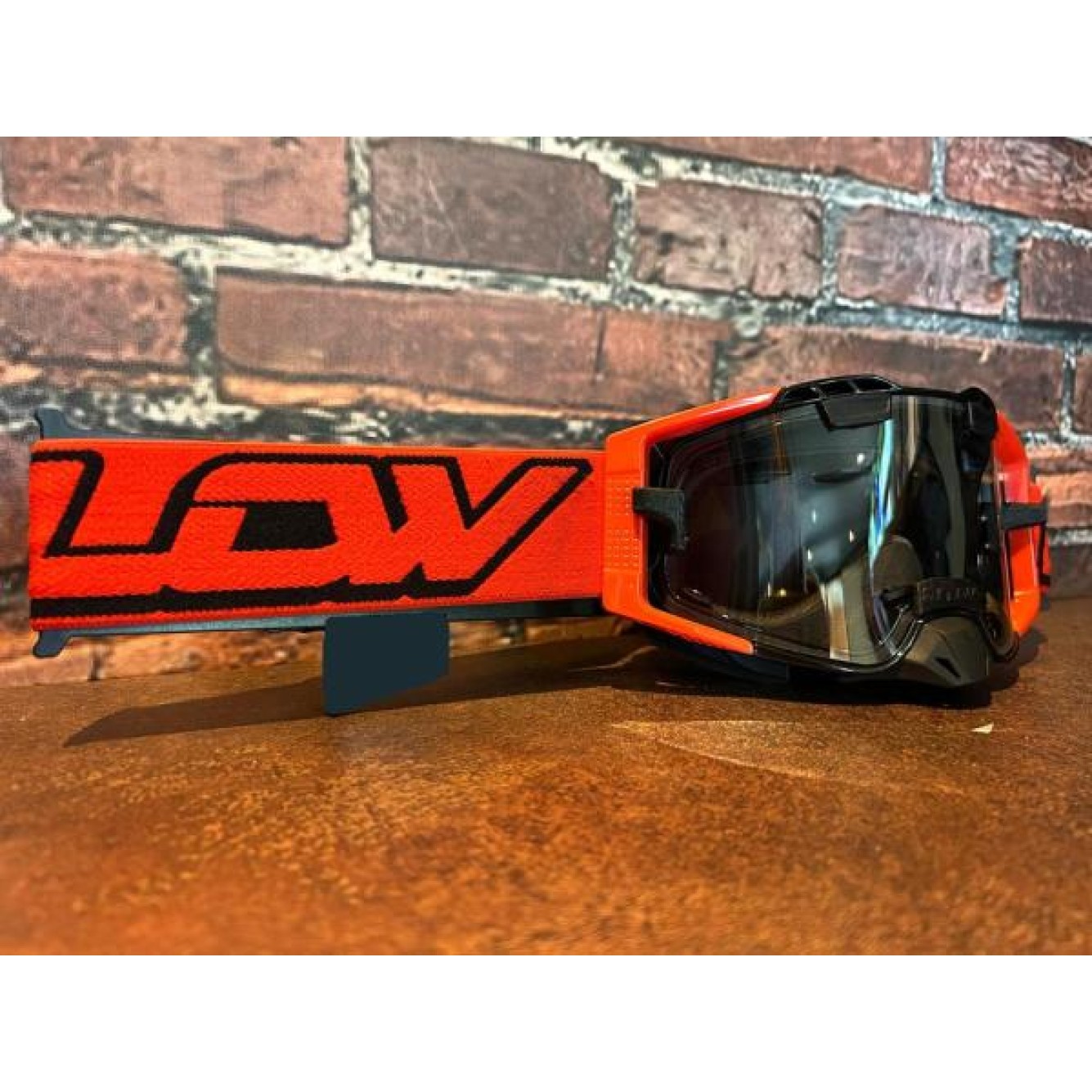 R-Flow | Crossbril GP 06r Rood