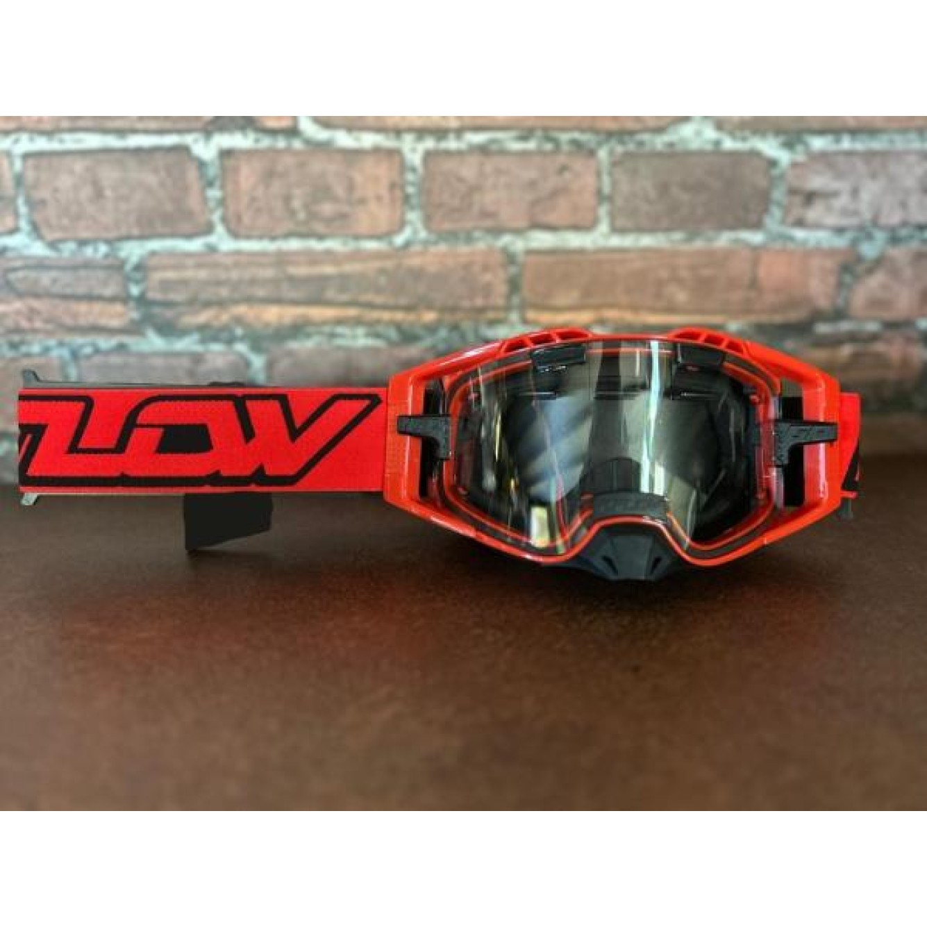 R-Flow | Crossbril GP07R Rood